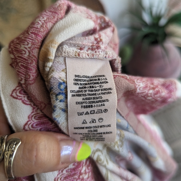 Free People Catch Me If You Can Small Oversized V-neck Peasant Blouse Pastel - Picture 16 of 16